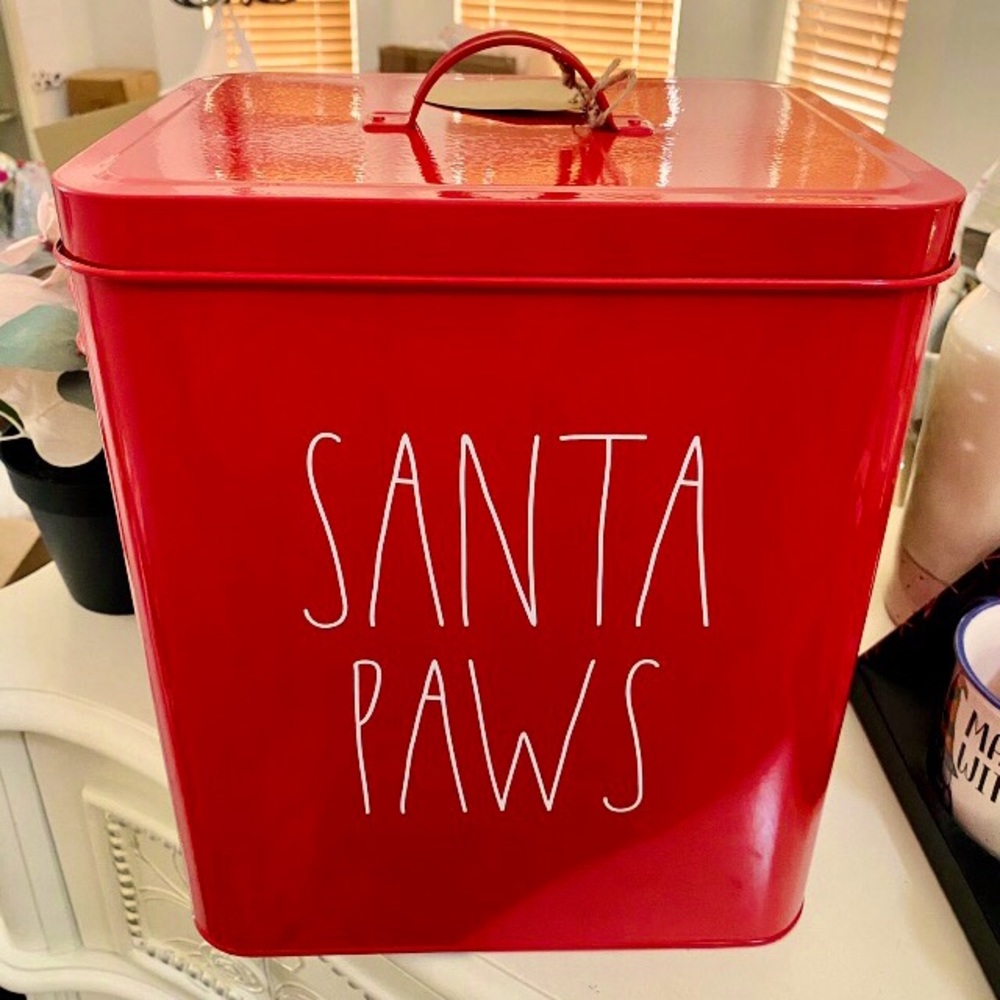 🎄NWT🎄 Rae Dunn “SANTA PAWS” Pet Canister❣️